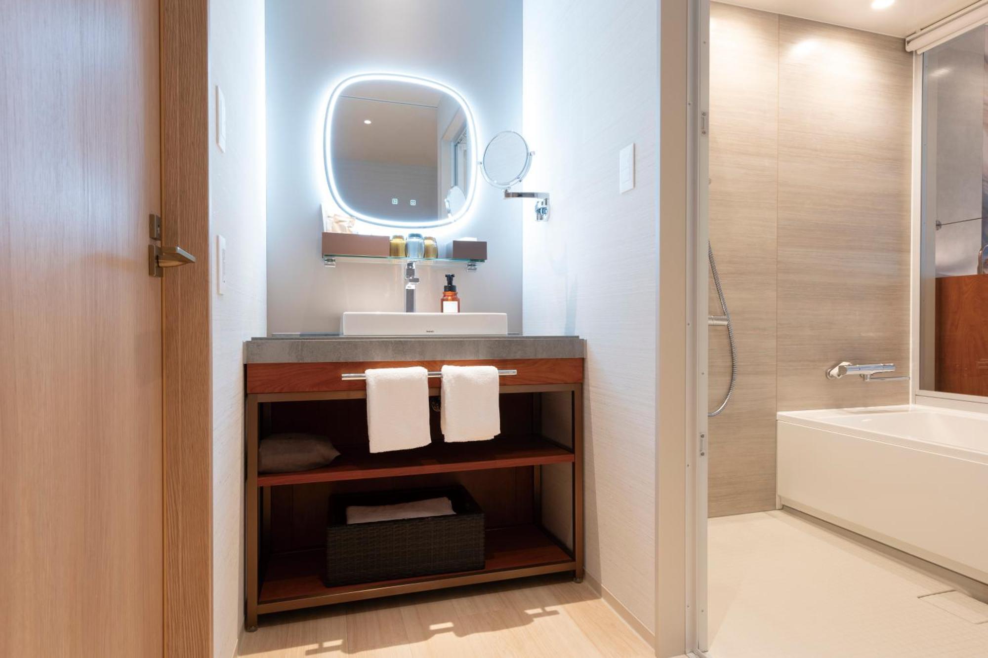Hotel Springs Makuhari Premier Csiba Kültér fotó