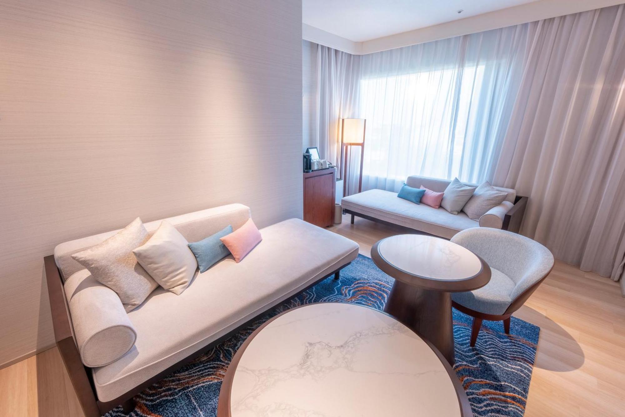 Hotel Springs Makuhari Premier Csiba Kültér fotó